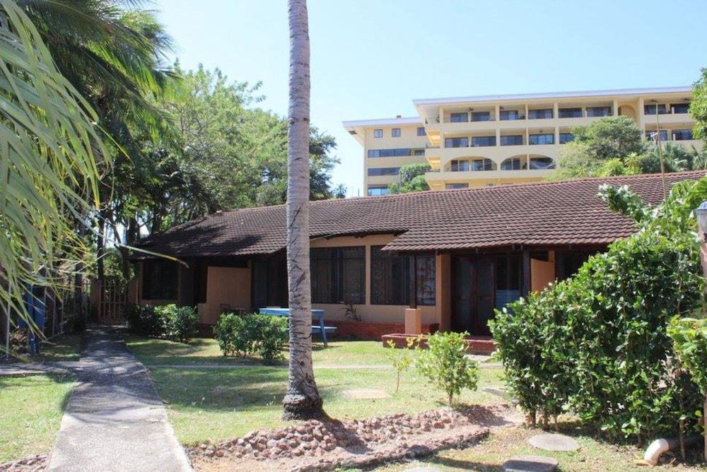 Flamingo Marina Hotel Playa Flamingo Exterior foto